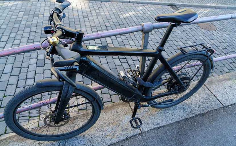 Elektrokola tvoří třetinu všech zakoupených bicyklů. Roste i počet krádeží, lidé tak u kol hledají nové způsoby zabezpečení