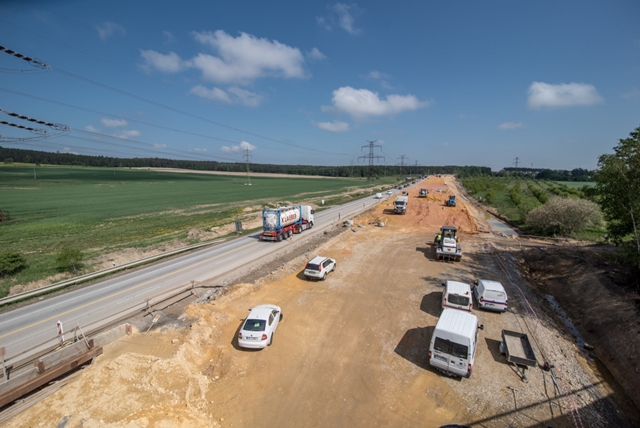 Via Salis, dostavba české dálnice D4, startuje stavební sezónu nejen u Milína