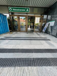 Revitalizace náměstí a odvodnění u stanice metra Malostranská